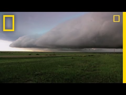 Lightning Strikes | National Geographic - UCpVm7bg6pXKo1Pr6k5kxG9A