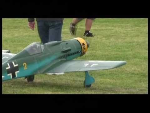 RC PLANE CRASH -  FOCKE WULF 190 DORA (LARGE SCALE ) HITS TREES - HOP FARM RC PLANES - 2010 - UCMQ5IpqQ9PoRKKJI2HkUxEw