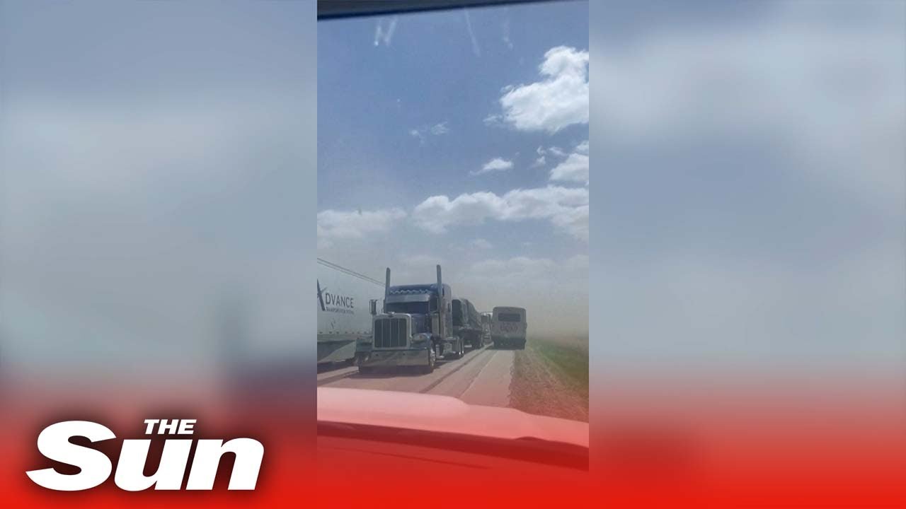 Car crashes in Illinois dust storm cause deaths, injuries