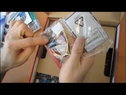 MSI 890GXM-G65 890GX DDR3 AM3 Crossfire Motherboard Unboxing & First Look Linus Tech Tips - UCXuqSBlHAE6Xw-yeJA0Tunw
