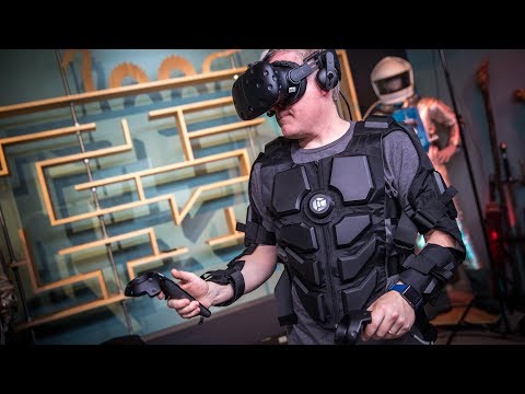 PROJECTIONS, Episode 28: Hardlight VR Haptics Suit! - UCiDJtJKMICpb9B1qf7qjEOA