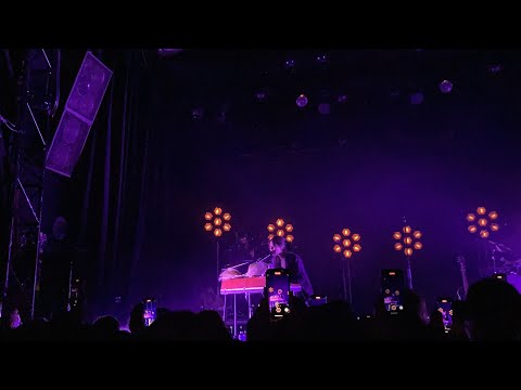 Painkillers - Gracie Abrams (El Rey Theatre - March 5, 2022)