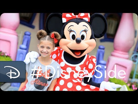 Mindy McKnight Shows Off Her Disney Side | Disney Parks - UC1xwwLwm6WSMbUn_Tp597hQ