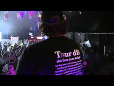 Athys & Duster at Tomorrowland 2012 - UCsN8M73DMWa8SPp5o_0IAQQ