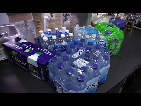 Here's what's in your bottled water (Marketplace) - UCuFFtHWoLl5fauMMD5Ww2jA