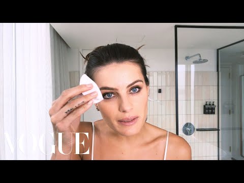 Brazilian Supermodel Isabeli Fontana Shows How to Prep Your Skin for Bed | Beauty Secrets | Vogue - UCRXiA3h1no_PFkb1JCP0yMA