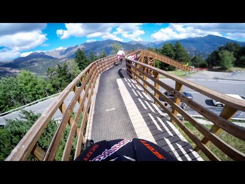 Claudio Caluori Previews Andorra w/ Current World Champ Loic Bruni | UCI MTB World Cup 2016 - UCblfuW_4rakIf2h6aqANefA