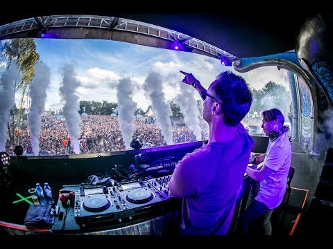 Tomorrowland Belgium 2017 | Yves V & Regi - UCsN8M73DMWa8SPp5o_0IAQQ