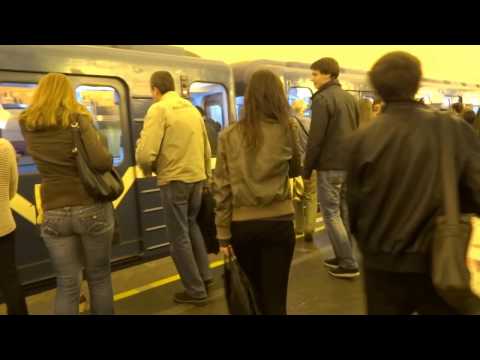 Another Ride on the subway in St.Petersburg, Russia - UCwoUAgRrrmaZWxMVpm_LhKg