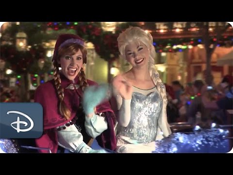 Mickey’s Once Upon a Christmastime Parade | Walt Disney World - UC1xwwLwm6WSMbUn_Tp597hQ