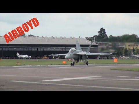 F-18 Super Hornet - Farnborough Airshow - UClyDDqcDsXp3KQ7J5gyIMuQ