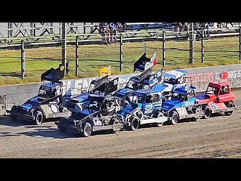 Awapuni Speedway - Stockcars - 13/12/24 - dirt track racing video image