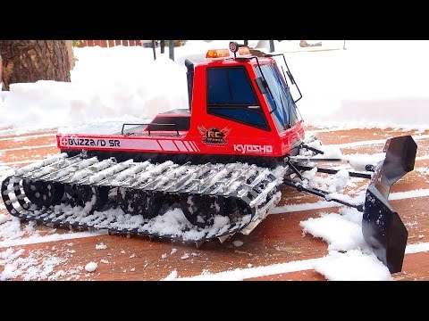 RC ADVENTURES - Snow Cat Snow Plowing - Upgraded Kyosho Blizzard SR Snow Machine - UCxcjVHL-2o3D6Q9esu05a1Q