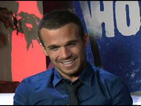 Is "BURLESQUE'S" Cam Gigandet a REAL Bad Boy!? - UC93DEJOBeet3XXZlJy2uJuA