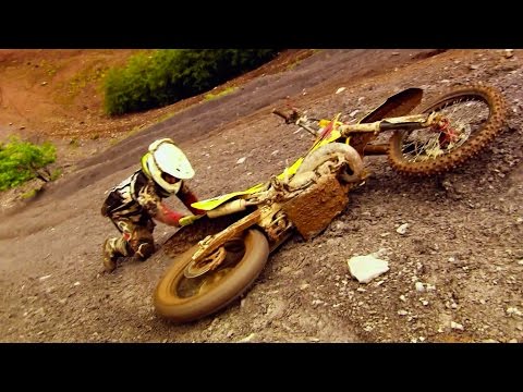 Worst Hard Enduro Crashes at Red Bull Hare Scramble 2015 - UCblfuW_4rakIf2h6aqANefA