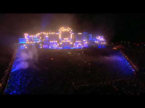 Dimitri Vegas & Like Mike vs Bassjackers - Happy Together (Live At Tomorrowland 2019)