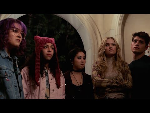 Marvel's Runaways Pilot Reaction - NYCC 2017 - UCKy1dAqELo0zrOtPkf0eTMw