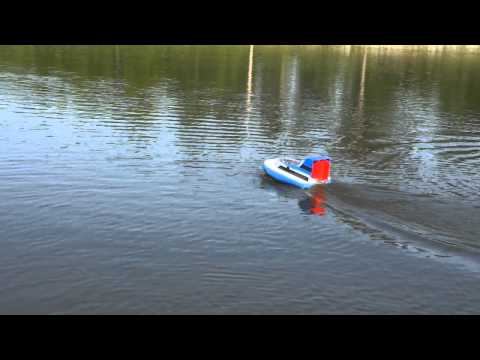 RC Hovercraft Part 5 Water Testing - UC9uKDdjgSEY10uj5laRz1WQ