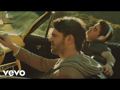 The Chainsmokers - Don't Let Me Down ft. Daya - UCRzzwLpLiUNIs6YOPe33eMg