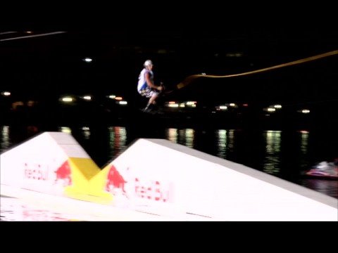 Wakelab: Floating Skatepark for Wakeboarders - UCblfuW_4rakIf2h6aqANefA