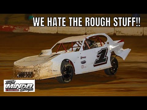 B Main Bound At The Beach! Deep South Speedway Battle At The Beach! - dirt track racing video image