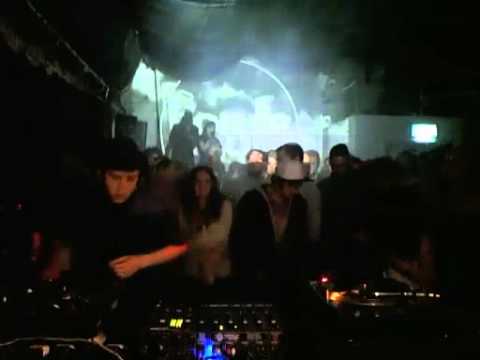 Rustie 50 min Boiler Room DJ set - UCGBpxWJr9FNOcFYA5GkKrMg