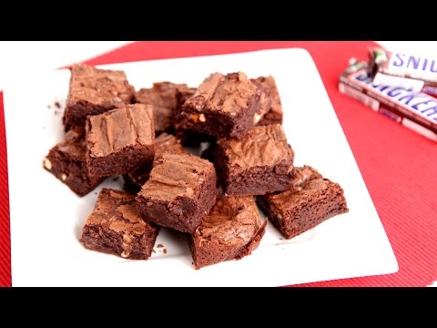 Snickers Brownies Recipe - Laura Vitale - Laura in the Kitchen Episode 821 - UCNbngWUqL2eqRw12yAwcICg