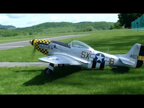 Beautiful RC Warbird Mustang P-51 Gas Engine 26.Oldtimermeeting 2015 - UCTLEcIaYJEbUEzQc3-ZvruQ