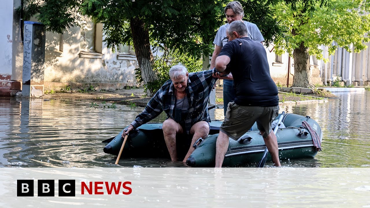 Ukraine war: Floods hit Kherson after huge dam destroyed – BBC News