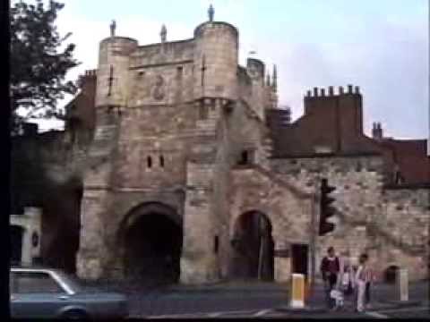 York, England walking tour part1 - UCvW8JzztV3k3W8tohjSNRlw