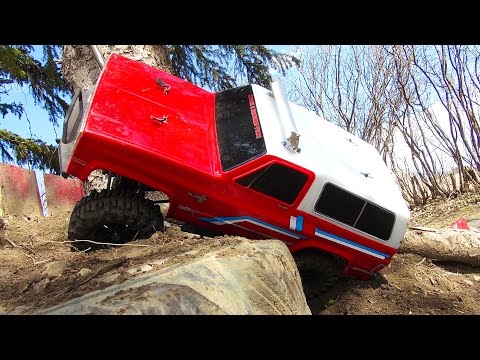 Backyard Trail Course - Vaterra Ascender 4x4 Chevy BLAZER! Ideas for a Trail Course | RC ADVENTURES - UCxcjVHL-2o3D6Q9esu05a1Q