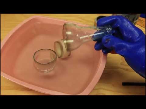 How to Cut a Glass Bottle in half with Fire and String - UCe_vXdMrHHseZ_esYUskSBw