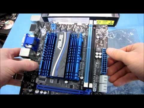 ASUS E35M1-M E-350 AMD Fusion mATX Motherboard Unboxing & First Look Linus Tech Tips - UCXuqSBlHAE6Xw-yeJA0Tunw