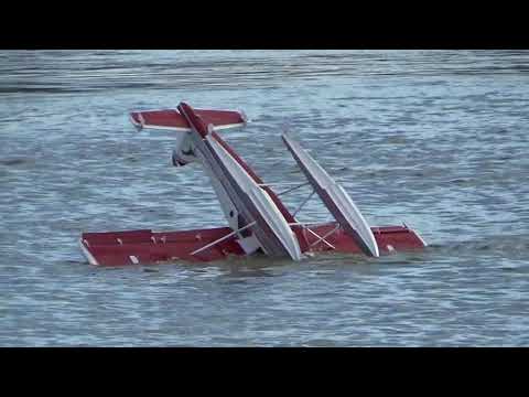 Flyzone Island Wings Beaver 1.5m PNF on floats Crashed into the river Krka BUT... - UC3RiLWyCkZnZs-190h_ovyA