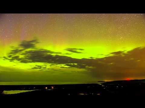 Northern Lights Over Michigan - Stunning Time-lapse Video - UCVTomc35agH1SM6kCKzwW_g