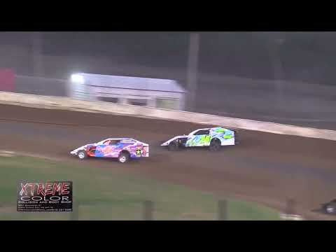 Nevada Speedway   Nevada Mo. - dirt track racing video image