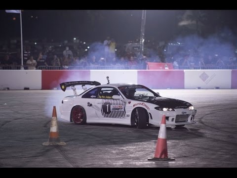 Behind the wheel of Red Bull Car Park Drift - Bahrain - UCblfuW_4rakIf2h6aqANefA