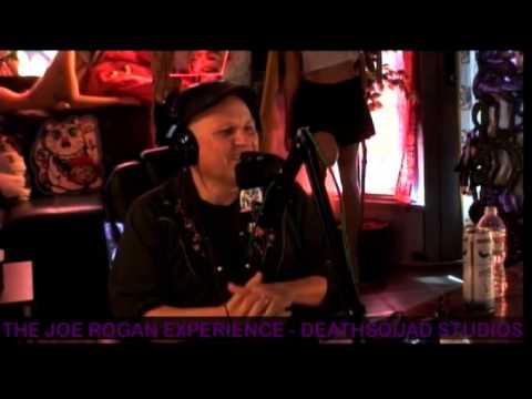 Bobcat Goldthwait Sets The Tonight Show on Fire (from Joe Rogan Experience #223) - UCzQUP1qoWDoEbmsQxvdjxgQ