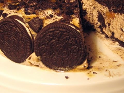 How to make Oreo Ice Cream Cake Recipe - Laura Vitale "Laura In The Kitchen" Episode 19 - UCNbngWUqL2eqRw12yAwcICg