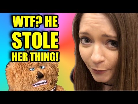 Adventures at PAXAUS 2016 - WTF That Cheeky Bugger STOLE HER THING! *SadFace* - UCppifd6qgT-5akRcNXeL2rw