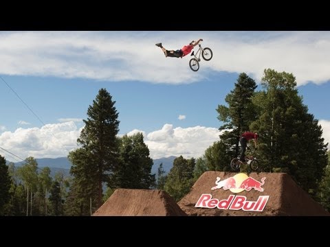 The Biggest Dirt Jump Contest of 2013 - Red Bull Dreamline - UCblfuW_4rakIf2h6aqANefA