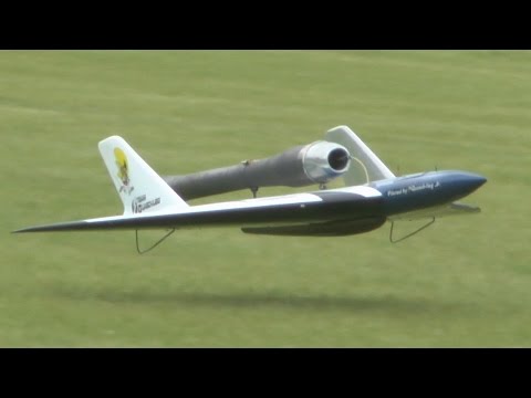 BIG NOISE SUPER FAST Pulse Jets: Weston Park International Model Show 2015 - UChL7uuTTz_qcgDmeVg-dxiQ