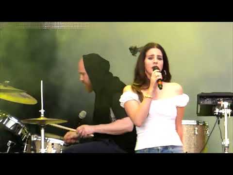 Legendary Summertime Sadness Live - Lana Del Rey (High quality sound)