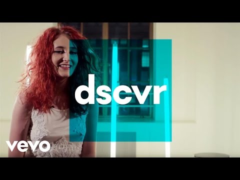 Janet Devlin - DSCVR Interview - UC-7BJPPk_oQGTED1XQA_DTw