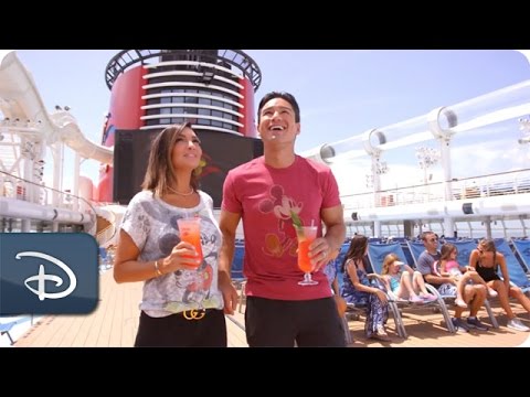 Mario Lopez and Family Explore Disney Cruise Line - UC1xwwLwm6WSMbUn_Tp597hQ