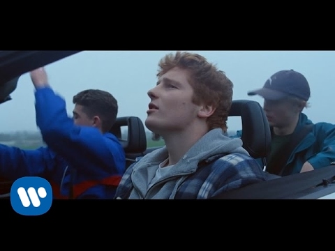 Ed Sheeran - Castle On The Hill [Official Video] - UC0C-w0YjGpqDXGB8IHb662A