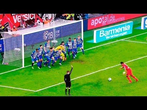 15 RAREST AND MOST UNUSUAL FOOTBALL MOMENTS - UCYenDLnIHsoqQ6smwKXQ7Hg