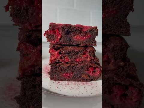 Raspberry Brownies are ultra-rich and fudgy 🍫 #brownie #brownies