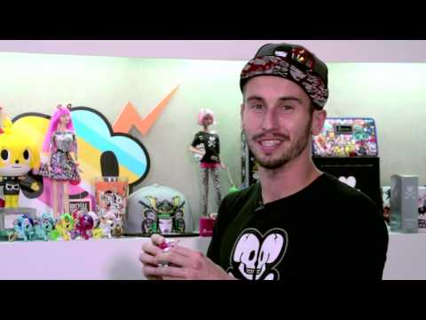 The Tokidoki Showroom with Simone Legno - UCTEq5A8x1dZwt5SEYEN58Uw