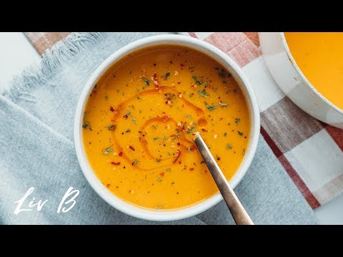 Vegan Butternut Squash Soup (SOUPer Easy Recipe!)